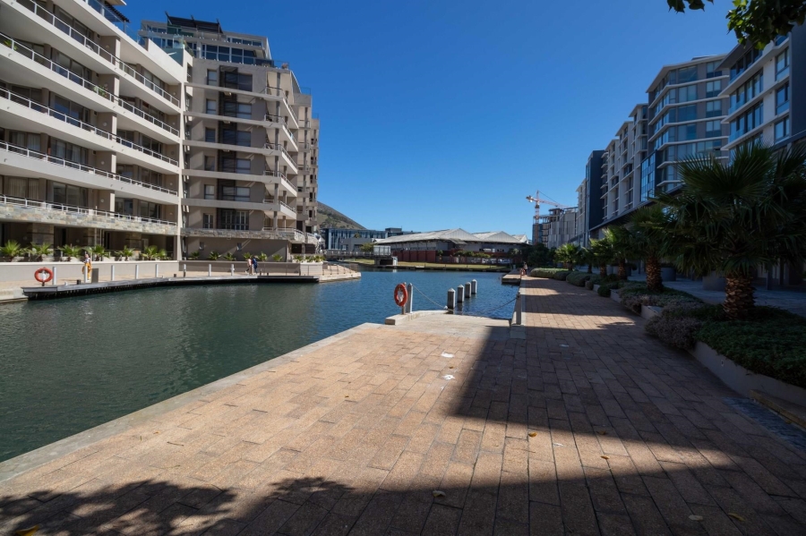 To Let 2 Bedroom Property for Rent in Foreshore Western Cape
